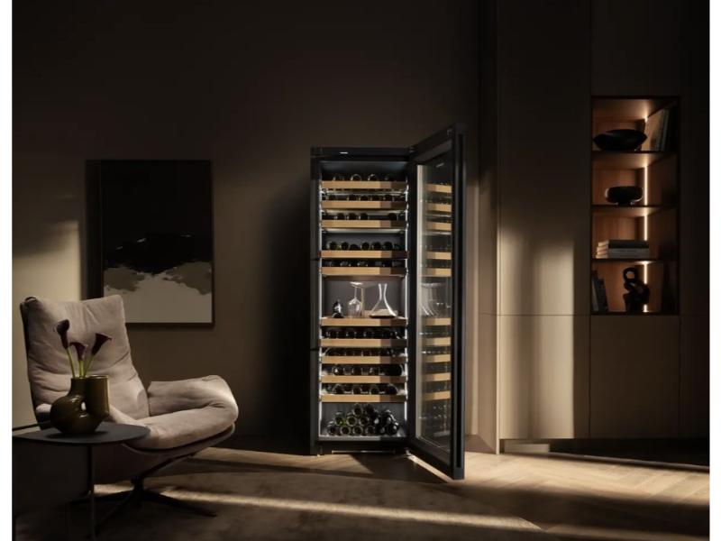 Liebherr 27" Freestanding Wine Storage Refrigerator - Triple Zone - Vinidor Selection - Black Glass