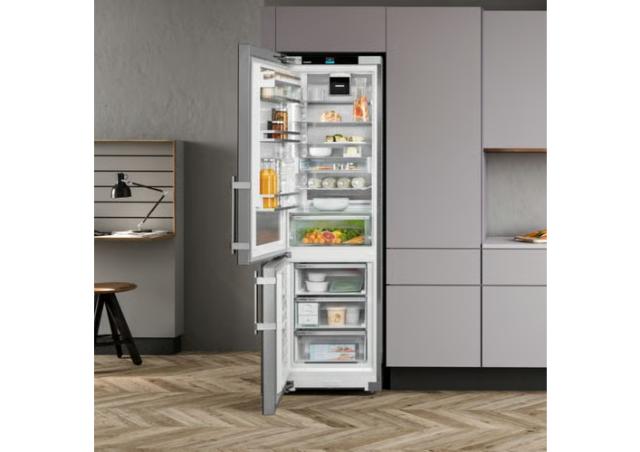 Liebherr 24" Freestanding Refrigerator / Freezer with Water Tank Ice Maker – Stainless Steel