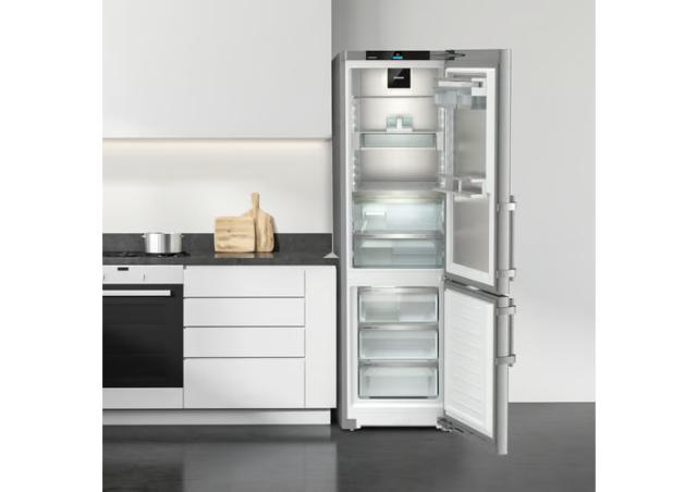 Liebherr 24" Freestanding Refrigerator / Freezer with Ice Maker – Stainless Steel