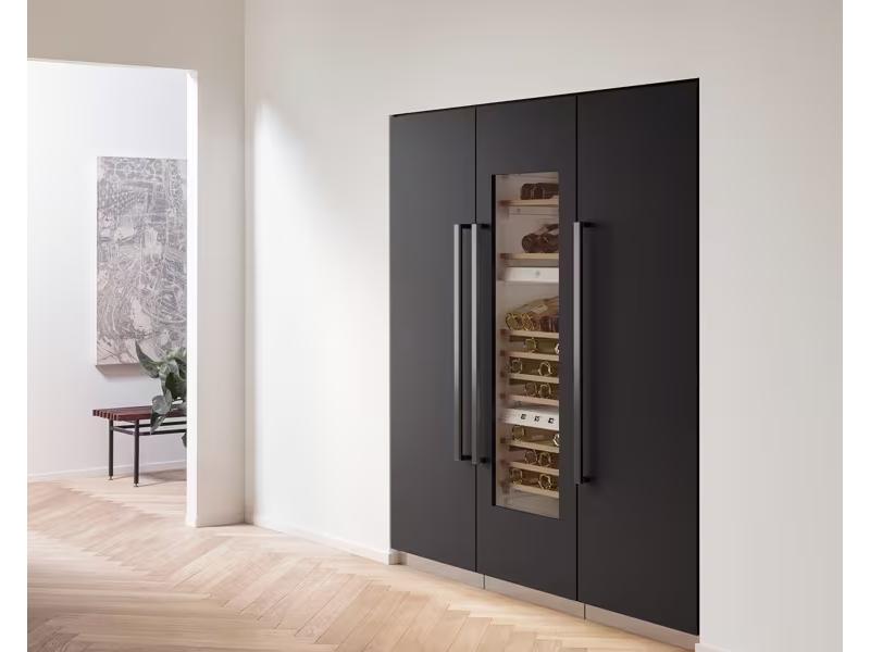 Bertazzoni Professional T Series 24" Built-In Wine Column - Stainless Steel & Carbonio - Right or Left Hinge