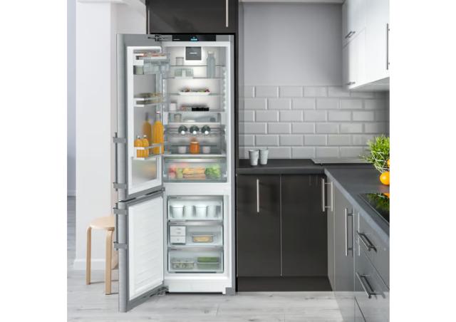 Liebherr 24" Freestanding Refrigerator / Freezer with Water Tank Ice Maker – Stainless Steel