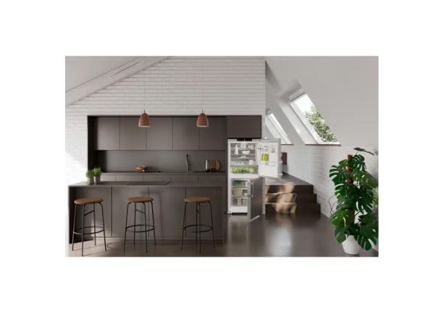 Liebherr 30" Freestanding Refrigerator / Freezer – Stainless Steel